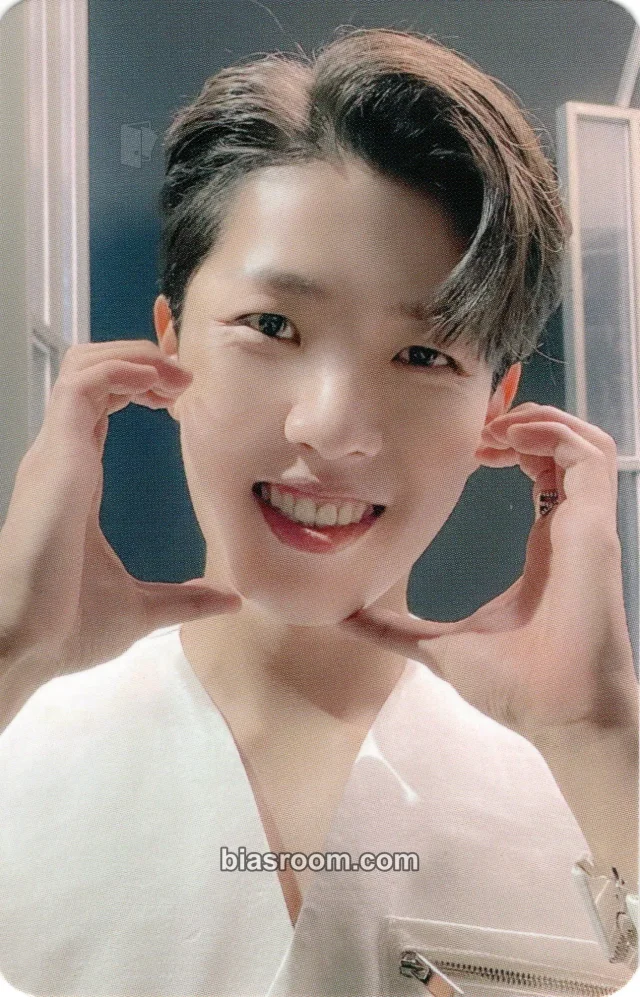 INFINITE - Sungyeol - 13egin Album fansign video call (fancall)