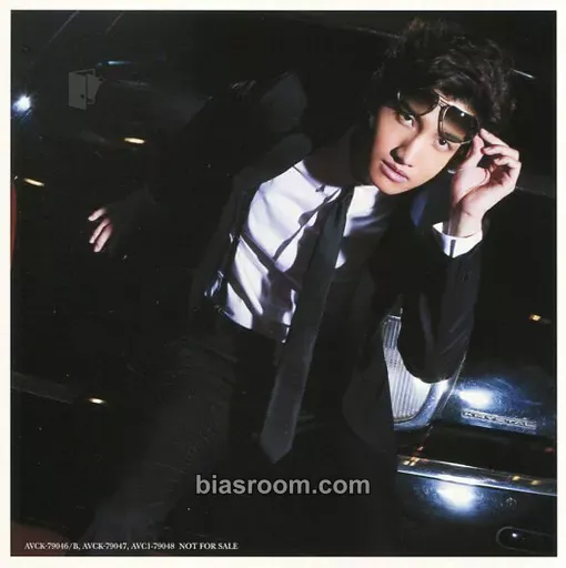 Max Changmin Winter: Winter Rose / Duet -winter ver.- Photocard - TVXQ - TVXQ K-pop photocard