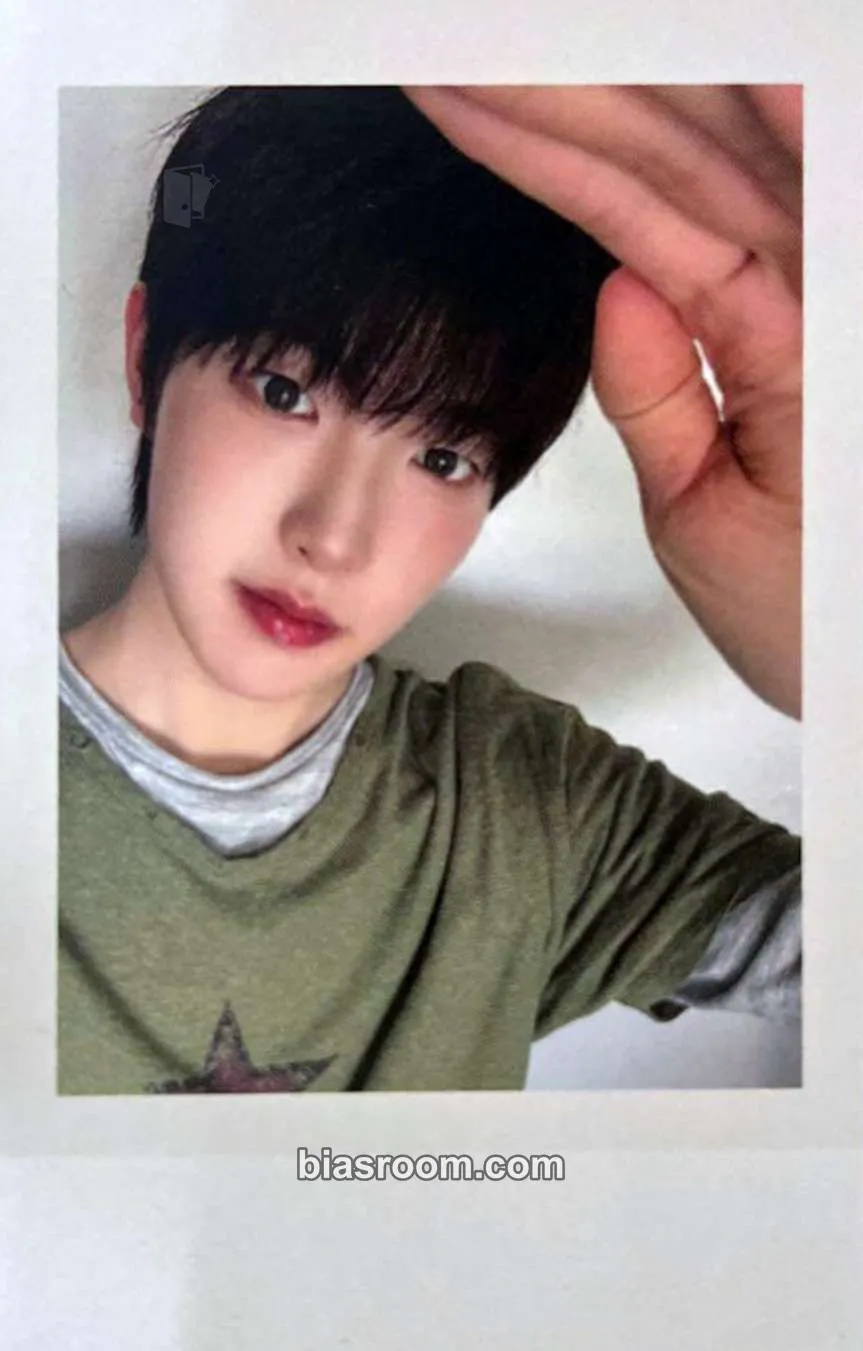 Choi GyeongBeen itsnotover Photocard - idntt - idntt K-pop photocard