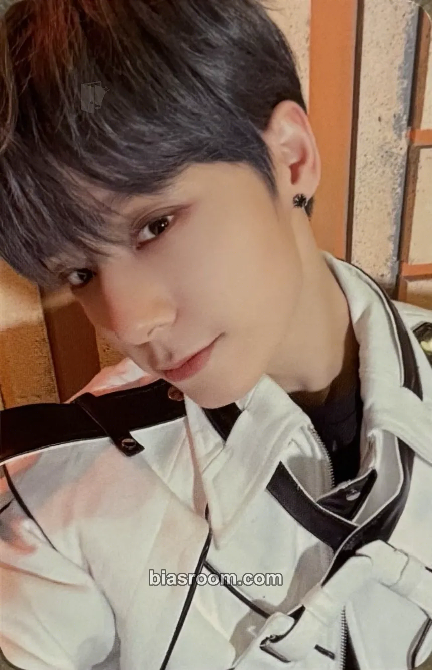Hwanwoong TRICKSTER Photocard - ONEUS - ONEUS K-pop photocard