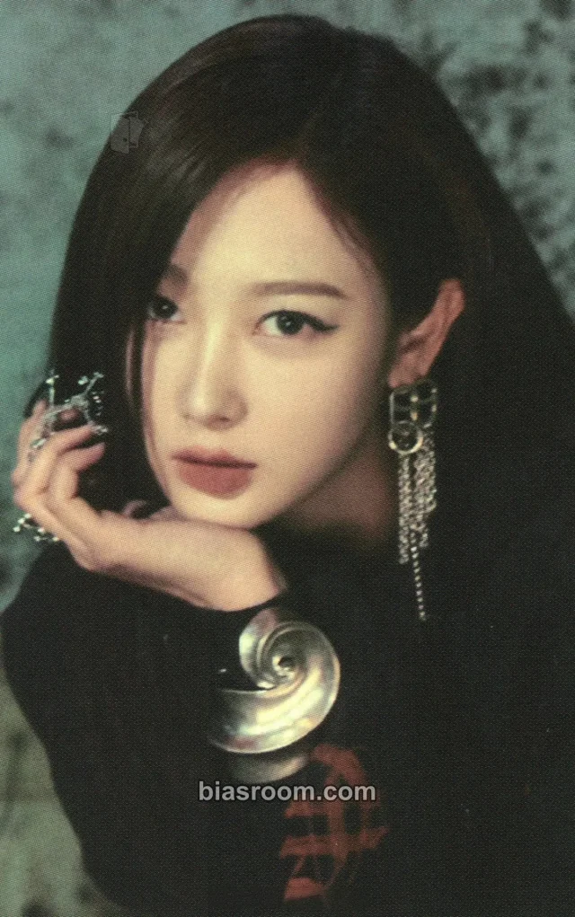 aespa - Giselle - Armageddon Album yp books (young poong books)