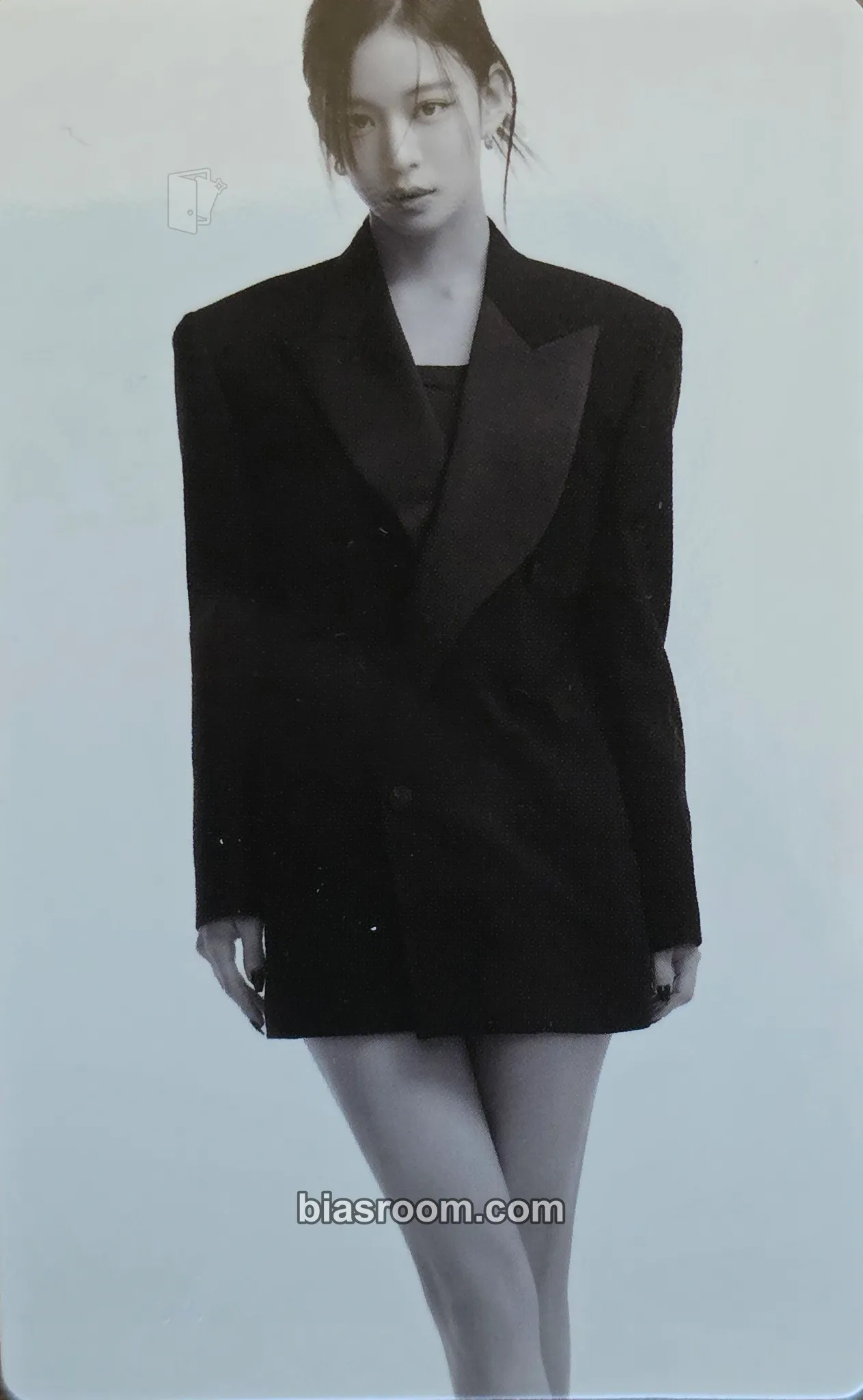 Chaeyoung Unlock My World Photocard - fromis_9 - fromis_9 K-pop photocard