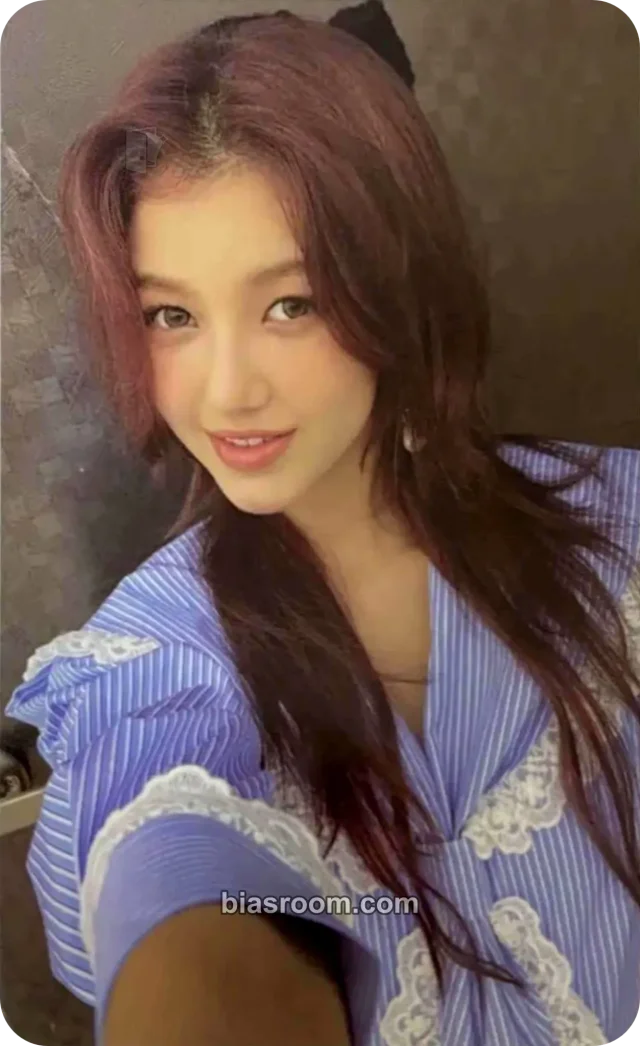 NewJeans - Danielle - NewJeans “OMG” Album broadcast inkigayo