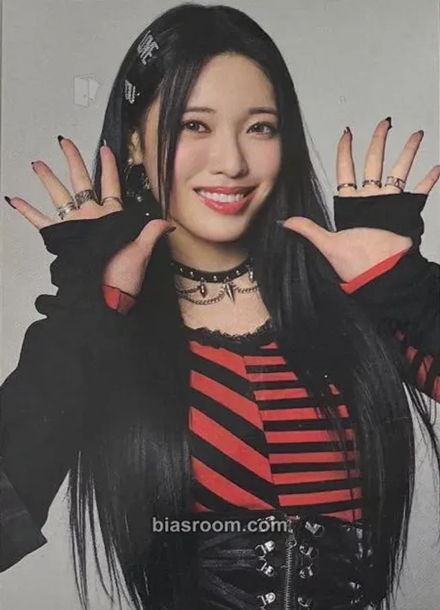 Billlie - Haram - 2022 Asia Artist Awards (AAAs) Other merch photocard trading card non-standard size