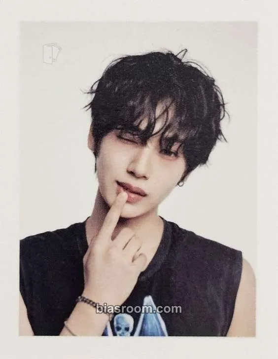 Hwang EunSoo itsnotover Photocard - idntt - idntt K-pop photocard