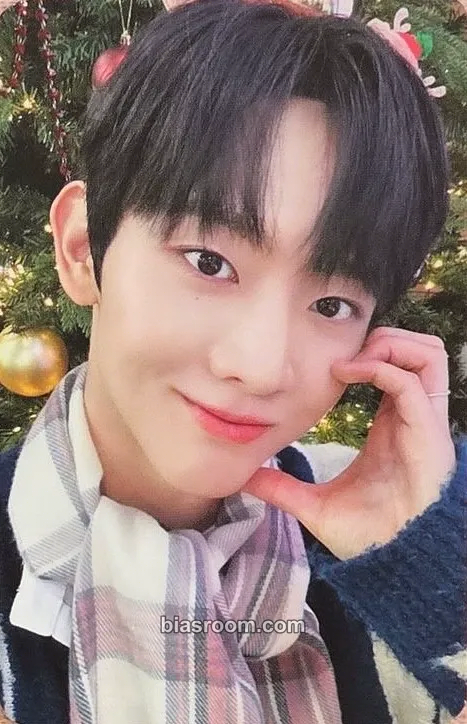 Seungeon Target: ME Photocard - EVNNE - EVNNE K-pop photocard