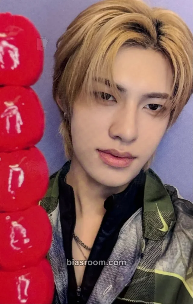 NouerA - Yuseop - Chapter: New is Now Album withfans / yizhiyu (yzy) round 4 fansign china