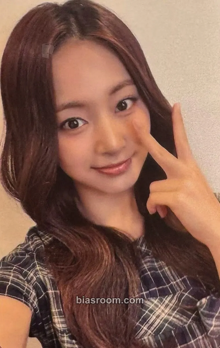 Tzuyu THIS IS FOR Photocard - TWICE - TWICE K-pop photocard