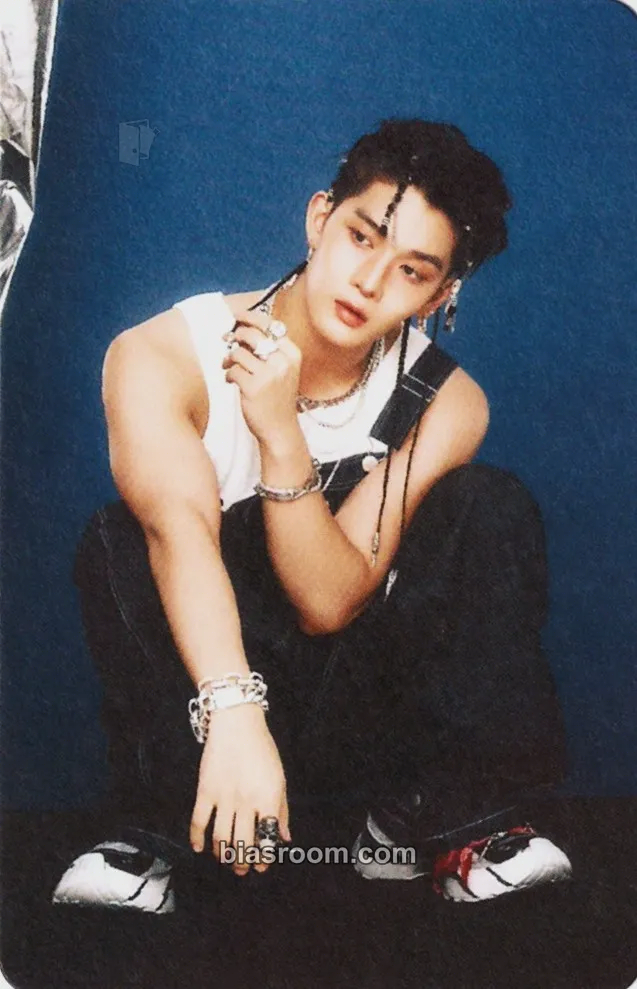 Jinyoung STILL YOUNG Photocard - Bae Jinyoung - Bae Jinyoung K-pop photocard