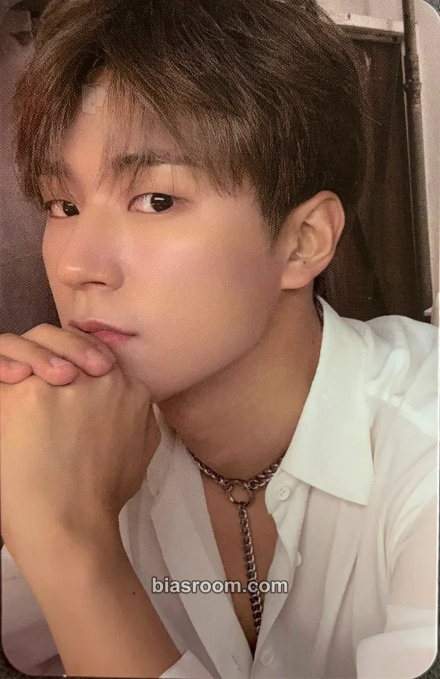 KNK - Seoham - KNK S/S COLLECTION Album album photocard
