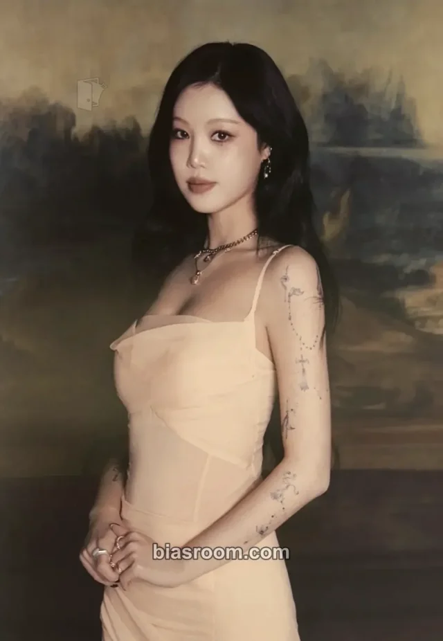 Soojin - Soojin - RIZZ Album jewel case version poster supplemental pob (pre-order benefit)