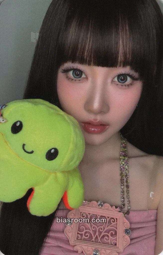 Sieun 2:LOVE Photocard - STAYC - STAYC K-pop photocard