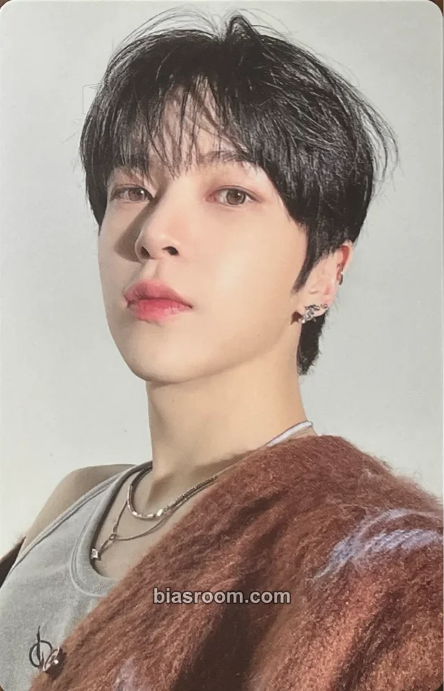MIRAE - Lee Junhyuk - RUNNING UP Album album photocard ing version