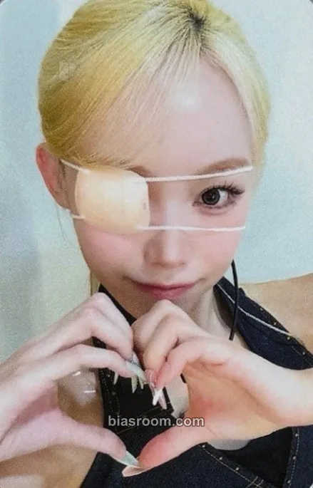 Suhyeon The Collective Soul and Unconscious: Chapter Two Photocard - Billlie - Billlie K-pop photocard
