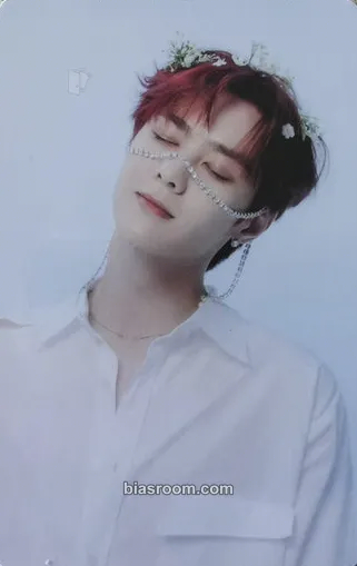 Kun 2023 Season's Greetings Photocard - WayV - WayV K-pop photocard