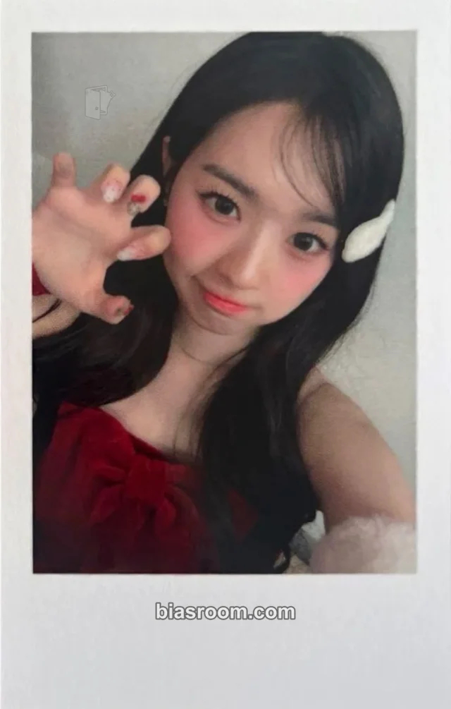 tripleS - Soomin - Beyond Beauty Album whosfan polaroid lucky draw (LD)