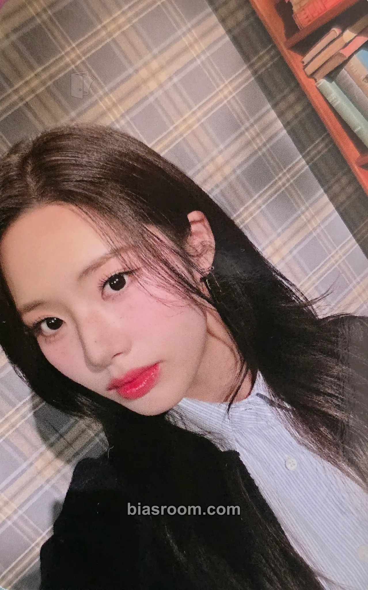 Jiwon MOMENTICA "imagine" Digital Collectibles Photocard - fromis_9 - fromis_9 K-pop photocard