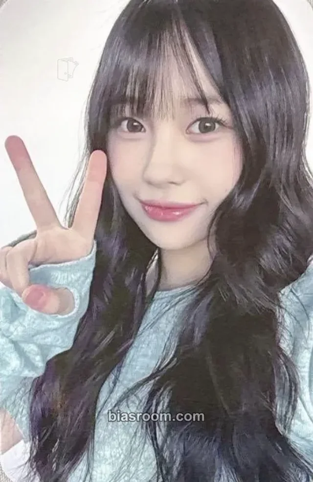 Weeekly - Jihan - ColoRise Album apple music video call (fancall) round 4