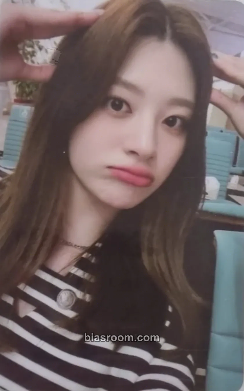 Seeun TEENFRESH Photocard - STAYC - STAYC K-pop photocard