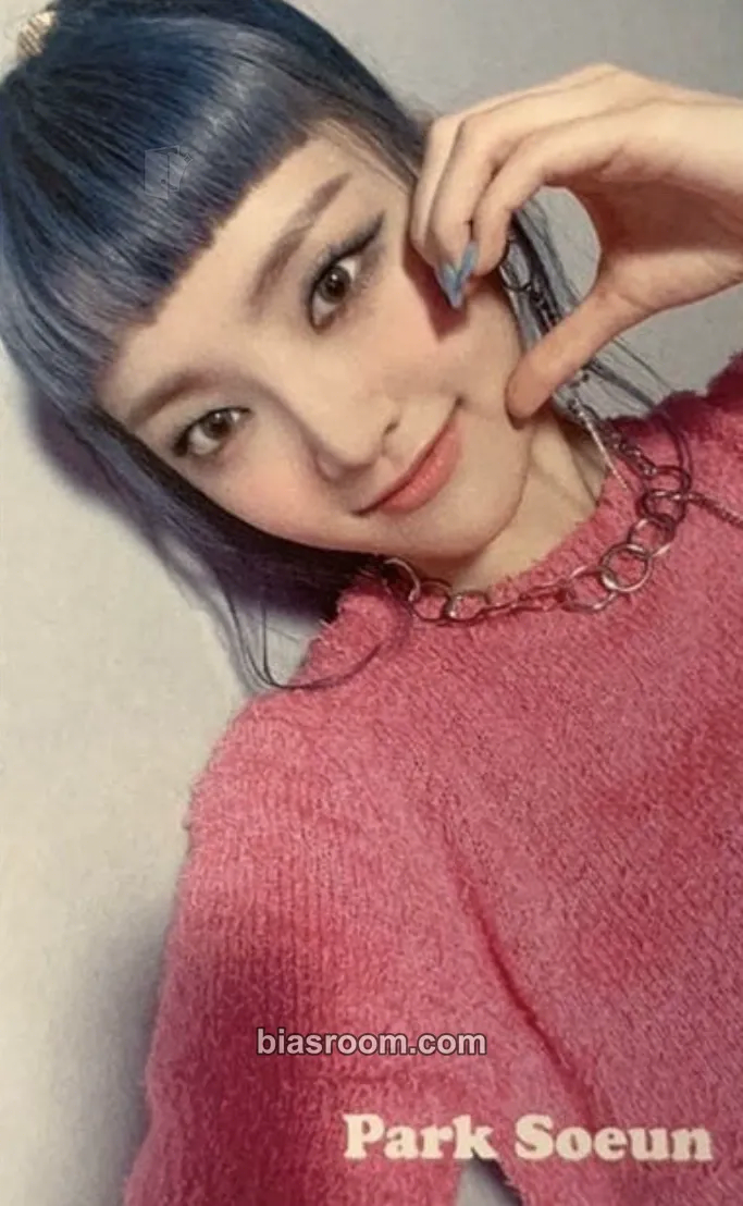 Soeun Play Game : Holiday Photocard - Weeekly - Weeekly K-pop photocard