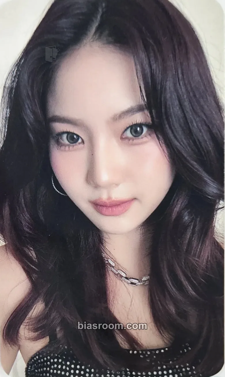 Isa S Photocard - STAYC - STAYC K-pop photocard