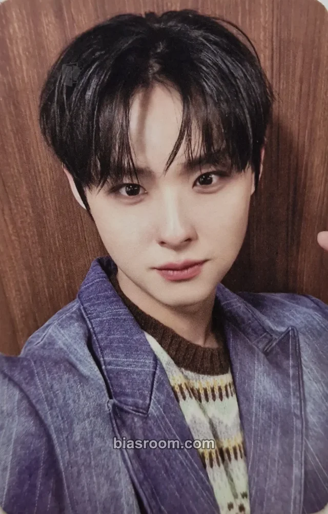 DKZ - Mingyu - Good to You (NINE to SIX) Album album photocard off version