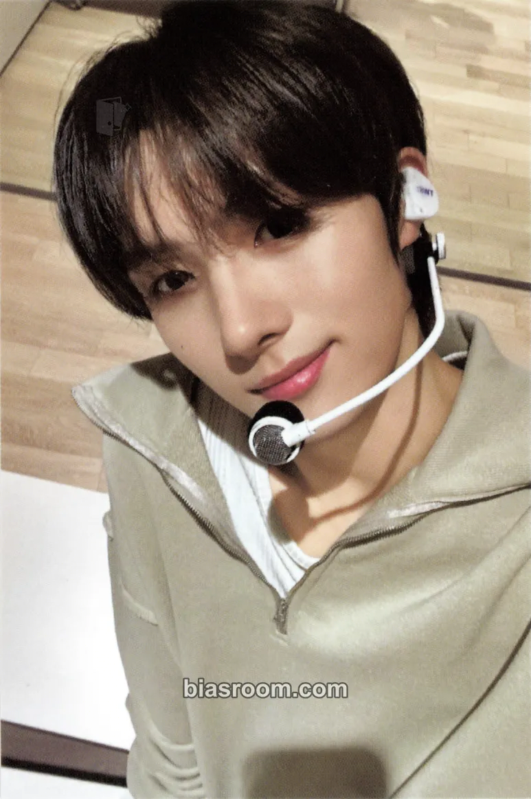 Youngjae 24/7:With:Us - 2025 Tour Photocard - TWS - TWS K-pop photocard