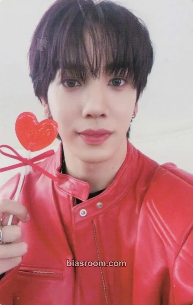 n.SSign - Kazuta - Love Potion Album album photocard fatal love version