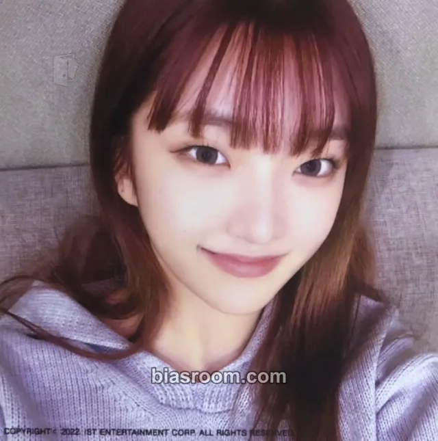 Weeekly - Soeun - Play Game : Awake Album photo print