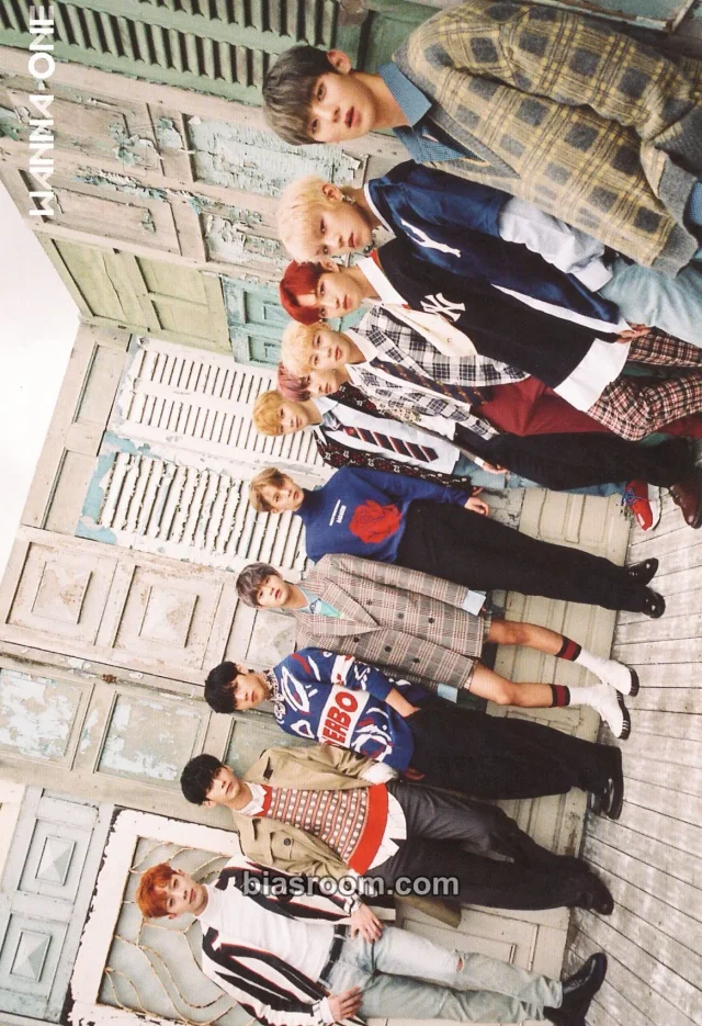 Wanna One - 1¹¹=1 (Power of Destiny) Album pob (pre-order benefit) postcard romance version