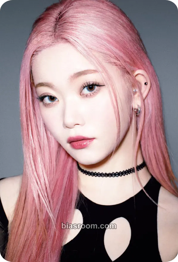Tsuki Tsuki x Kate Tokyo Photocard - Billlie - Billlie K-pop photocard