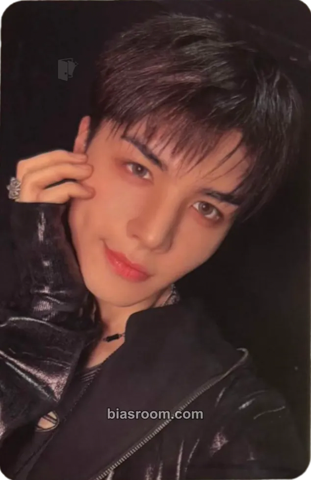 Maki We on Fire Photocard - &TEAM - &TEAM K-pop photocard