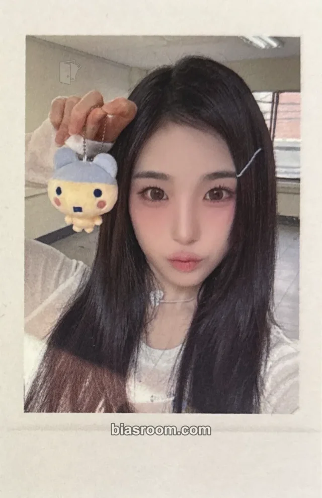 tripleS - Jiyeon - LOVE&POP pt.1 Album apple music lucky draw (LD) polaroid