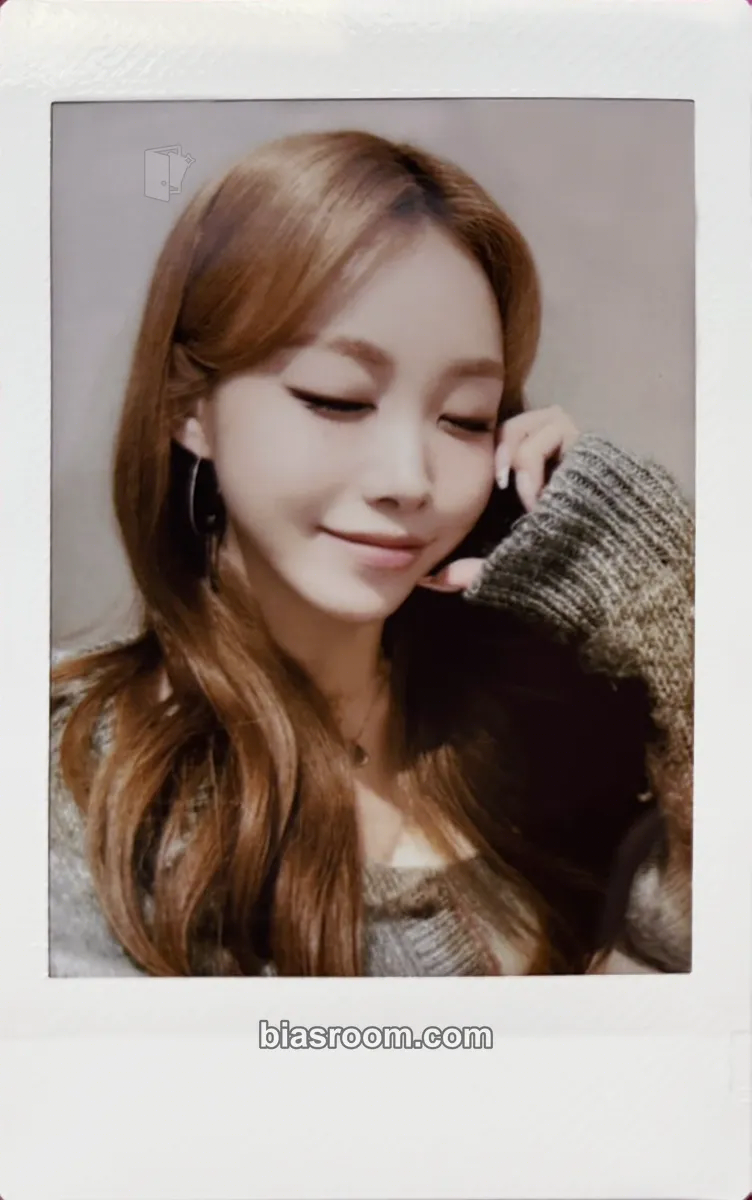 Suhyeon appendix: Of All We Have Lost Photocard - Billlie - Billlie K-pop photocard