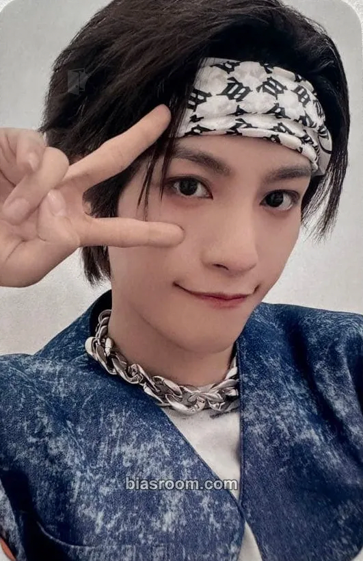 Yangyang WayV LAND Photocard - WayV - WayV K-pop photocard
