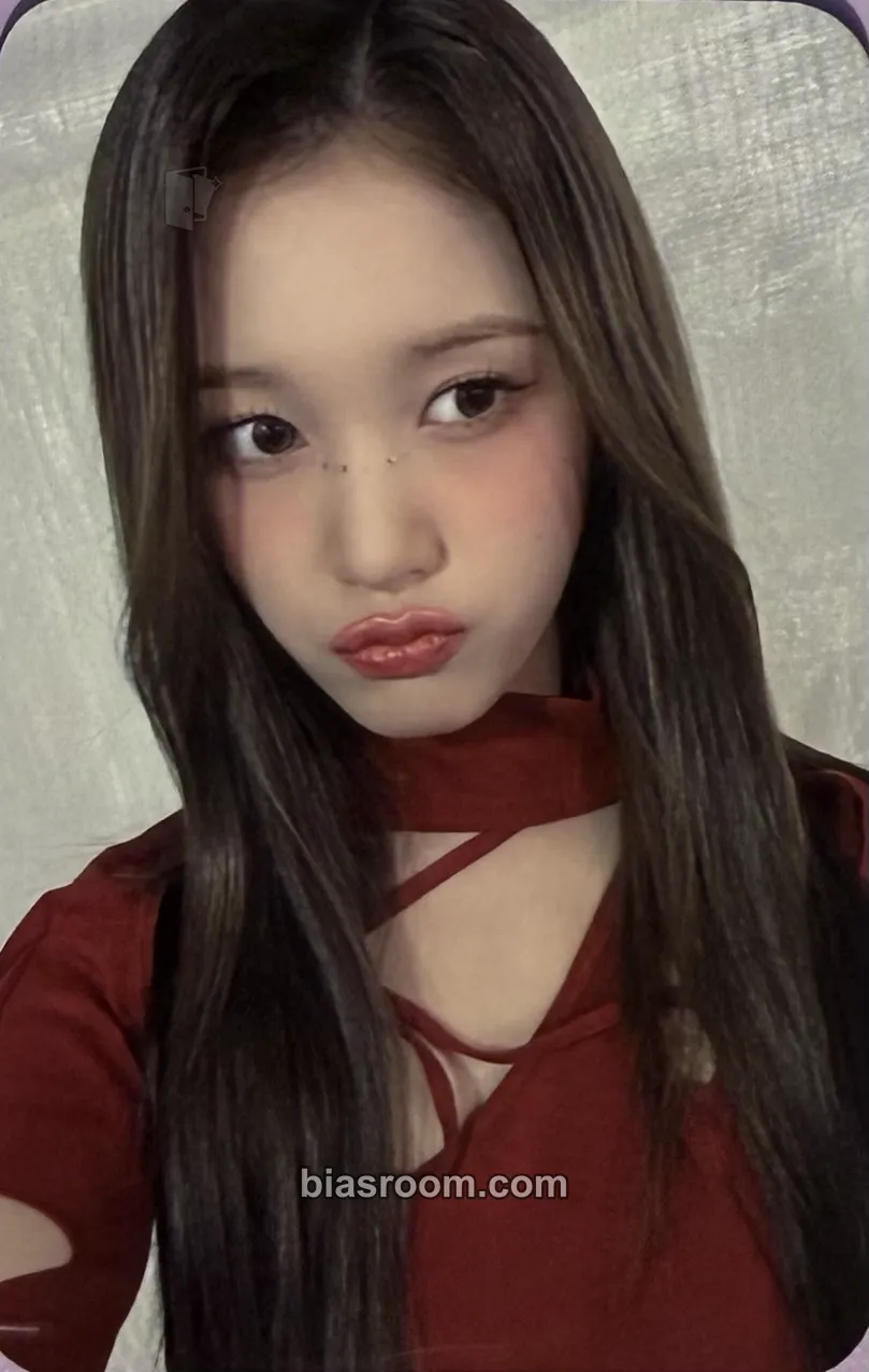 J TEENFRESH World Tour Photocard - STAYC - STAYC K-pop photocard