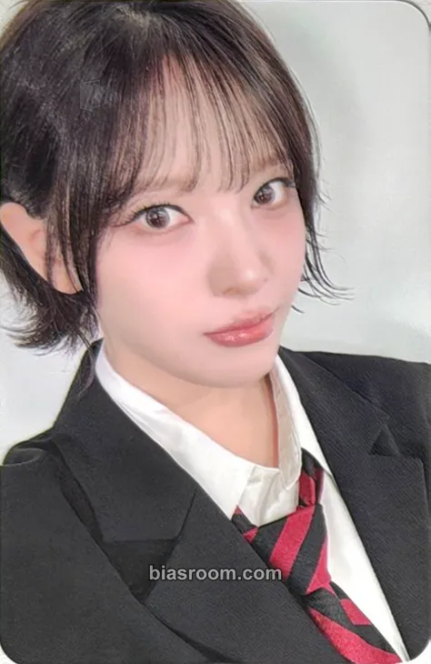 Moon Sua The Collective Soul and Unconscious: Chapter Two Photocard - Billlie - Billlie K-pop photocard