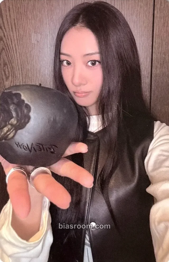 MEOVV - Gawon - BITE NOW Album the black label (tbl) shop merch photocard purchase benefit online