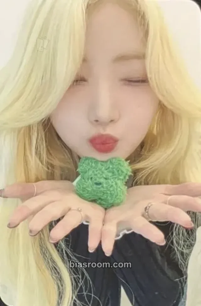 Yeojin - YeoJin - Lv2 Album everline video call (fancall)