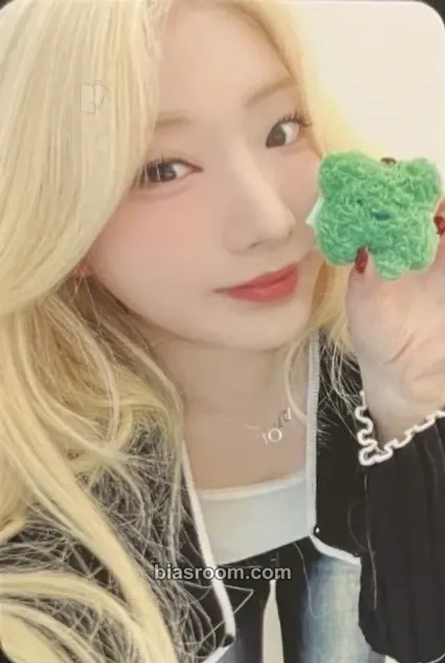 Yeojin - YeoJin - Lv2 Album everline video call (fancall)
