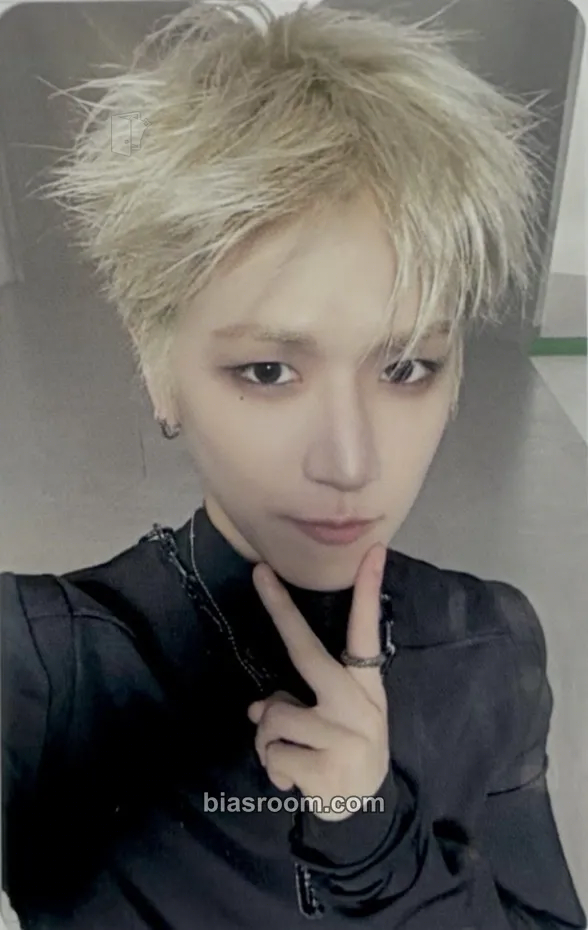 Riwoo HOME Photocard - BOYNEXTDOOR - BOYNEXTDOOR K-pop photocard