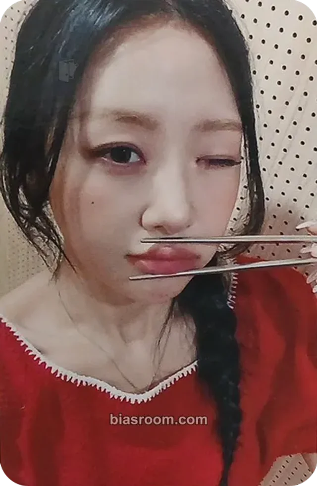 Yves - Yves - Nail Album kpop together video call (fancall) art event