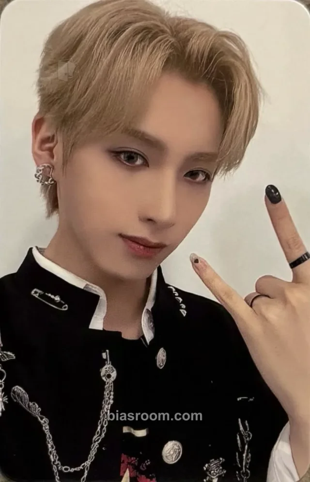 ONEUS - Xion - TRICKSTER Album wonderwall lucky draw (LD) round 4