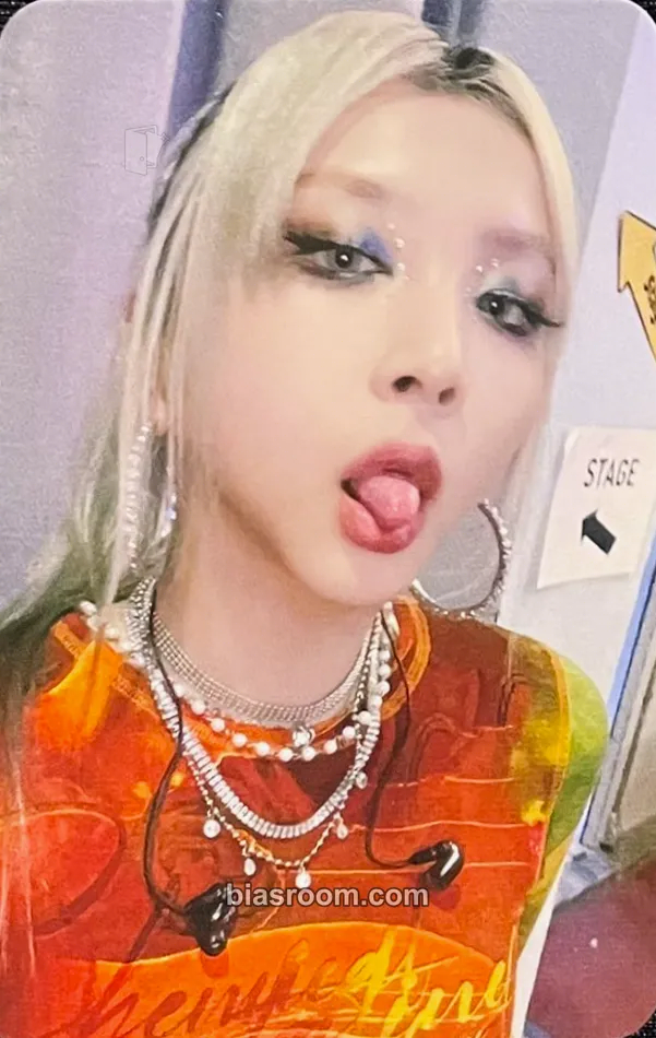 Jiwoo KARD 5th Mini Album 'Re:' Photocard - KARD - KARD K-pop photocard