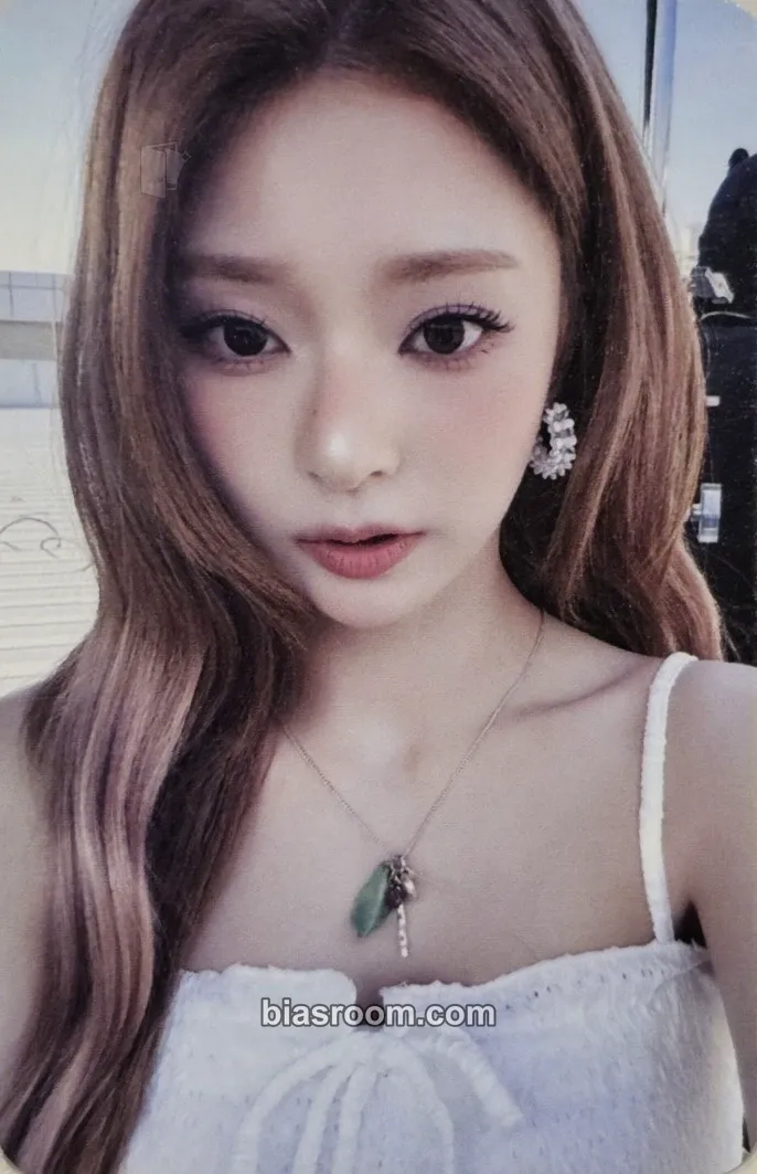Nagyung Glow ME Photocard - fromis_9 - fromis_9 K-pop photocard