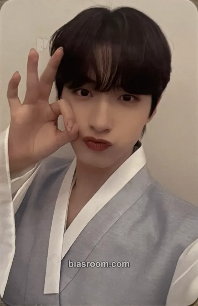 ONEUS - Xion - MALUS Album dear my muse (dmm) fansign round 5