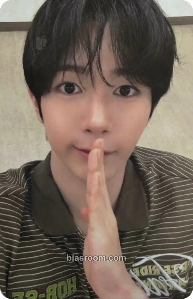 NCT WISH - Ryo - YO-I-DON! / BOY MEETS GIRL Album pop-up offline harajuku osaka galaxy store CD purchase brand collaboration