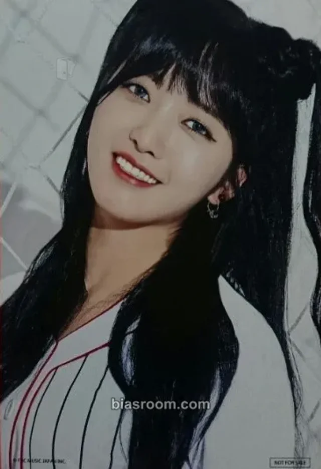 AOA - Chanmi - Runway Album postcard pob (pre-order benefit) FNC store