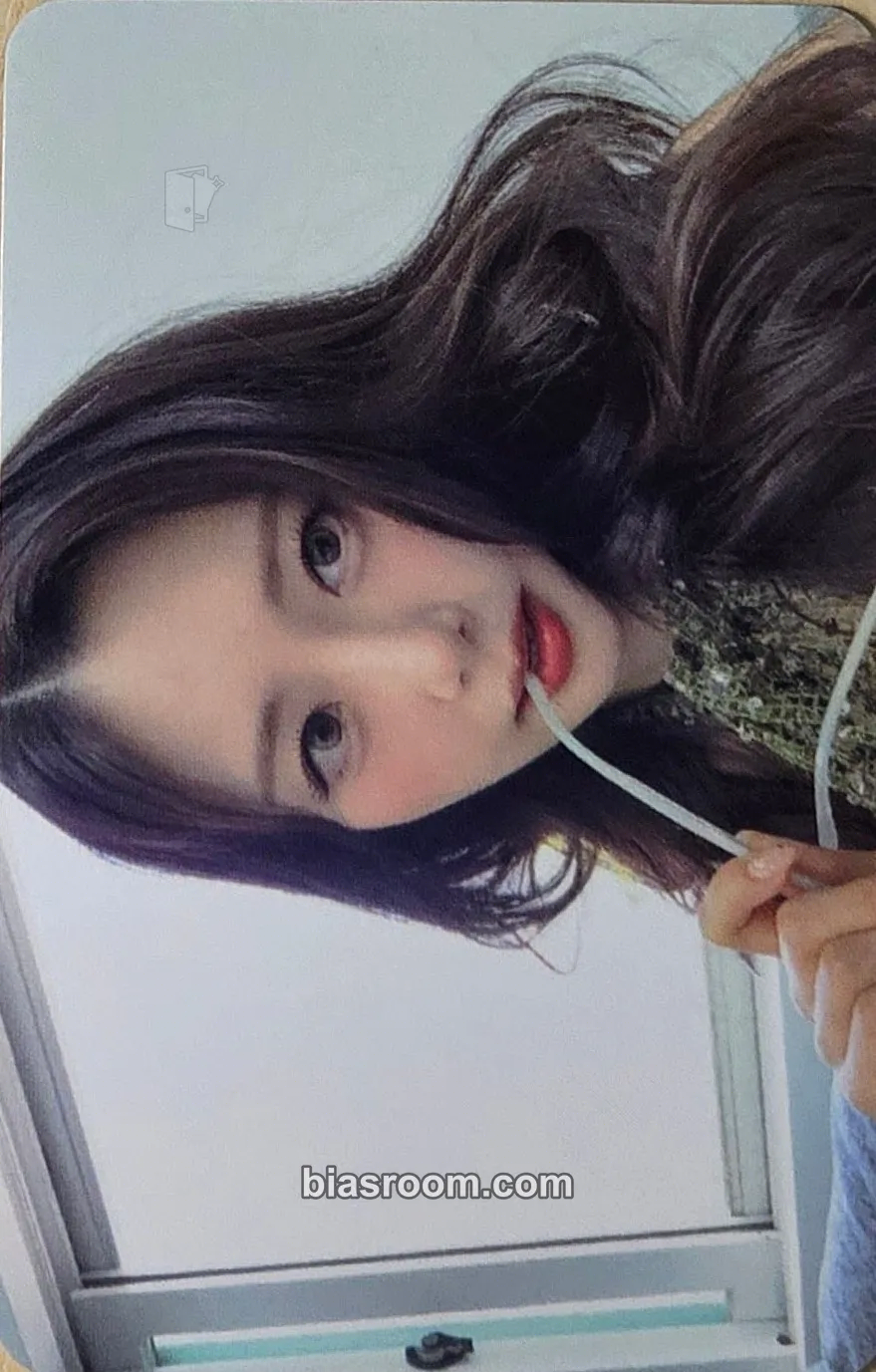 JiU Playlist #Your Youth Photocard - Dreamcatcher - Dreamcatcher K-pop photocard