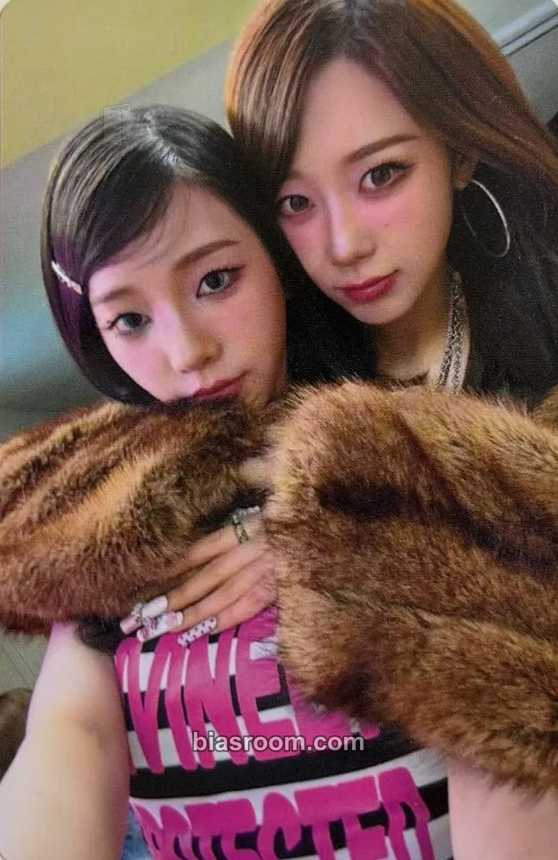 KISS N TELL Photocard - aespa - aespa K-pop photocard